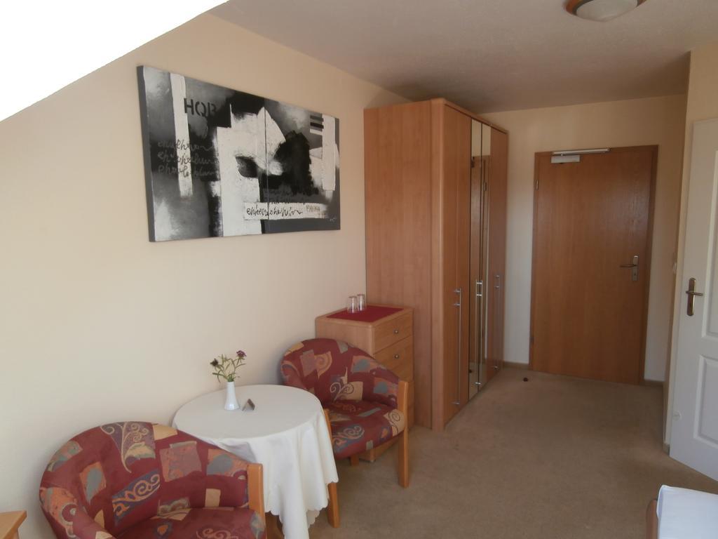 Hotel Hasselbarth Burg auf Fehmarn Quarto foto