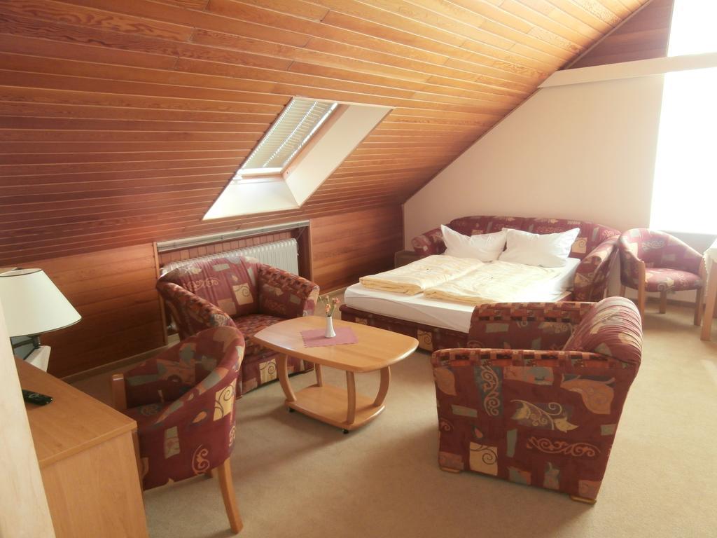 Hotel Hasselbarth Burg auf Fehmarn Quarto foto